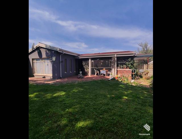 3 BEDROOM HOUSE FOR SALE IN SASOLBURG EXT 12